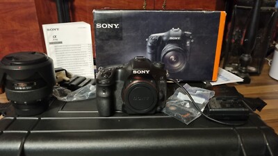  Sony Alpha 77 II +div. Objektive- schwarz. gebraucht aber gepflegt