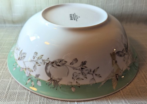 BonJour Dinnerware Fruitful Nectar 10" Porcelain Serving Bowl Hummingbird - Picture 4 of 14