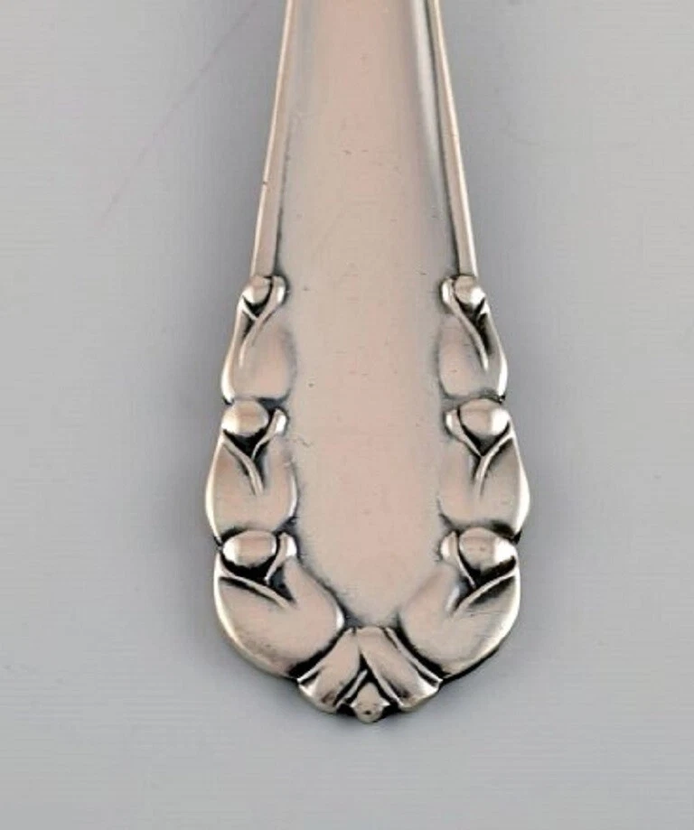 Tres cucharas de postre Georg Jensen Lily of the Valley de plata de ley. Foto 3 de 4