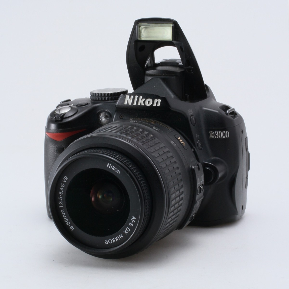 Nikon D3000 10.2MP Digital SLR Camera + AF-S DX 18-55mm 3.5