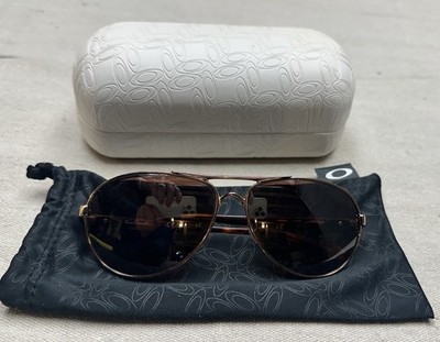 Oakley Feedback Satin Rose Gold Polarized Sunglasses 4079-12 Brown Gradient Lens