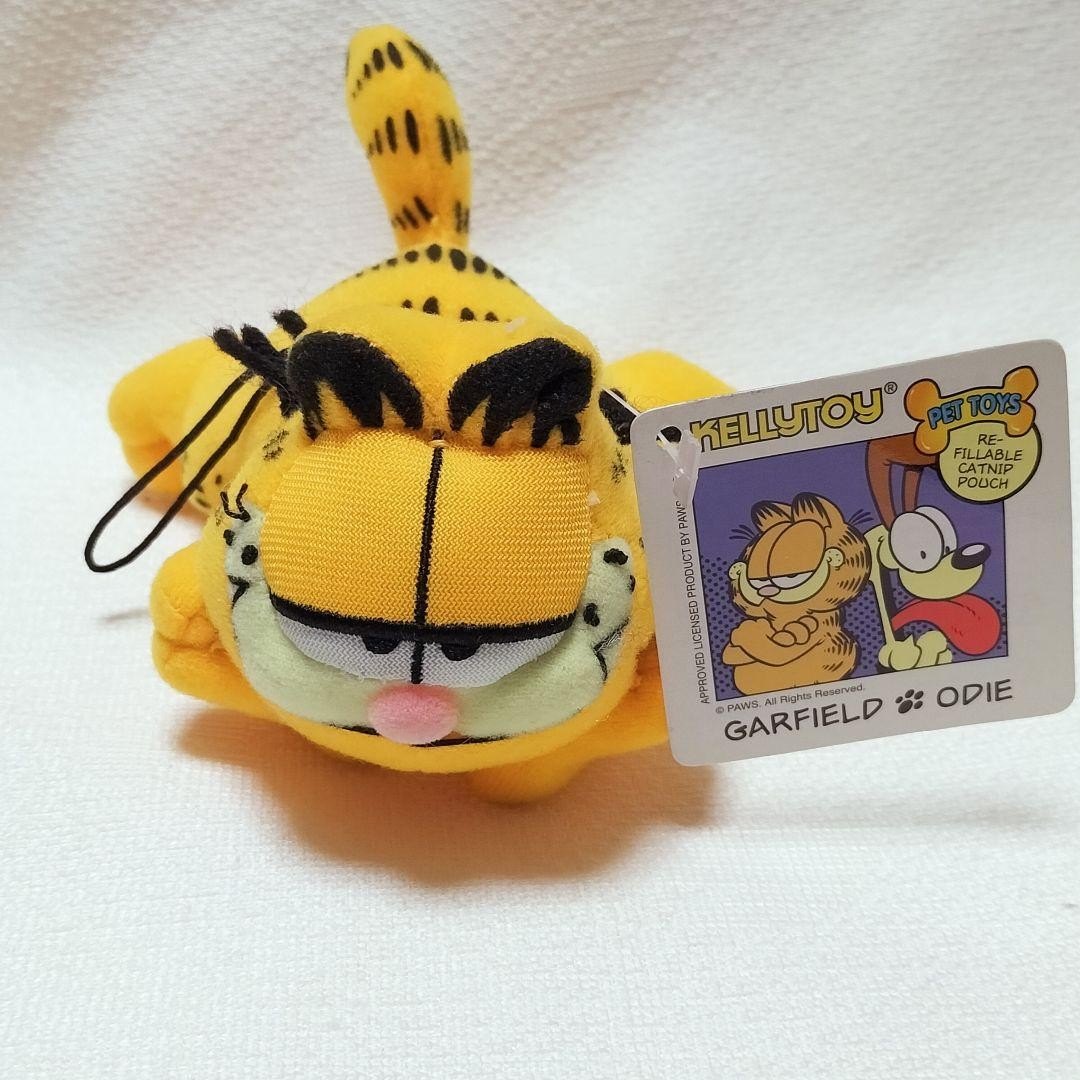 Garfield Plush Toy Retro Half Eye Cat Plush Collectible Nostalgic