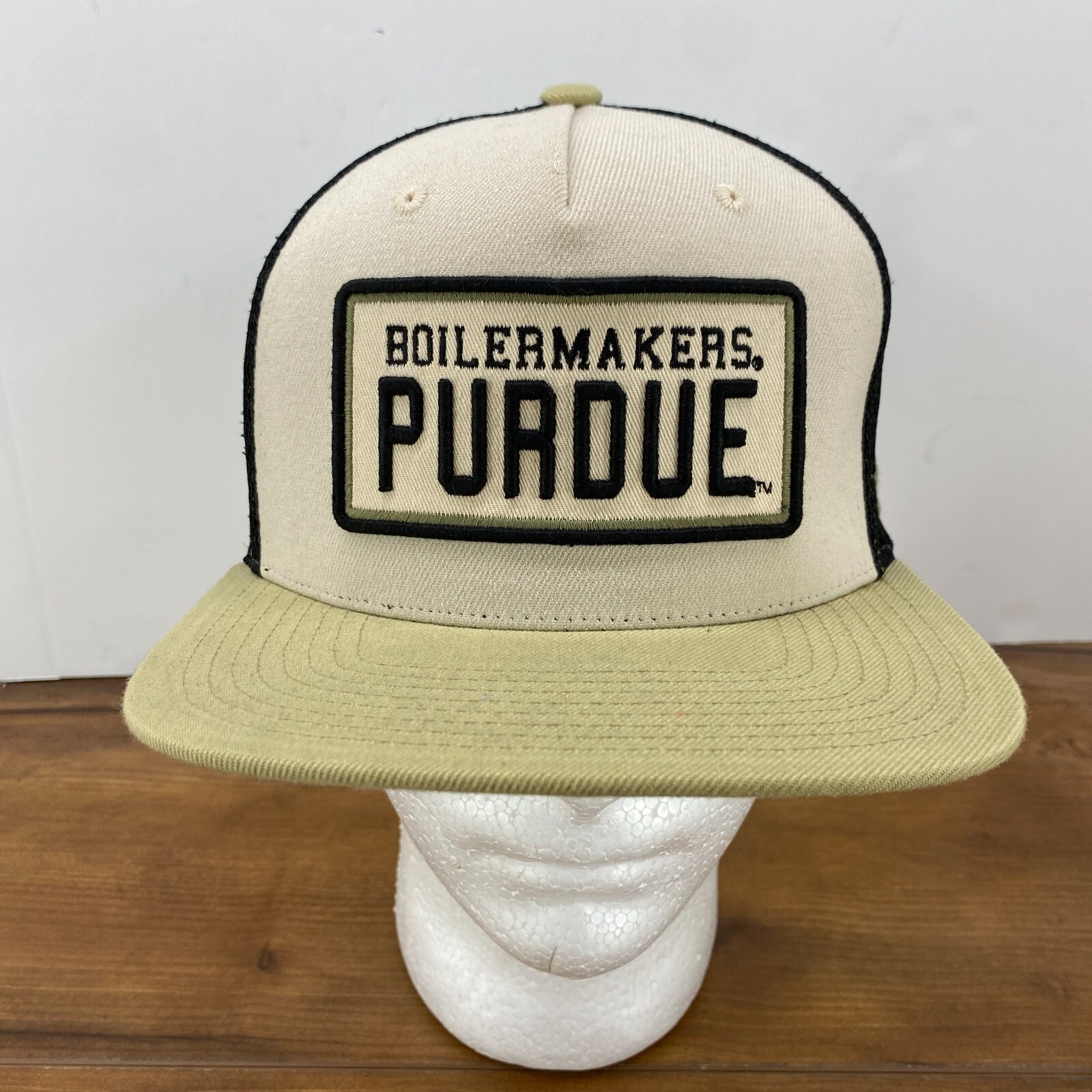 Purdue Boilermakers Hat Spellout Patch Snapback Mesh NCAA Zephyr Tan Black NWOT