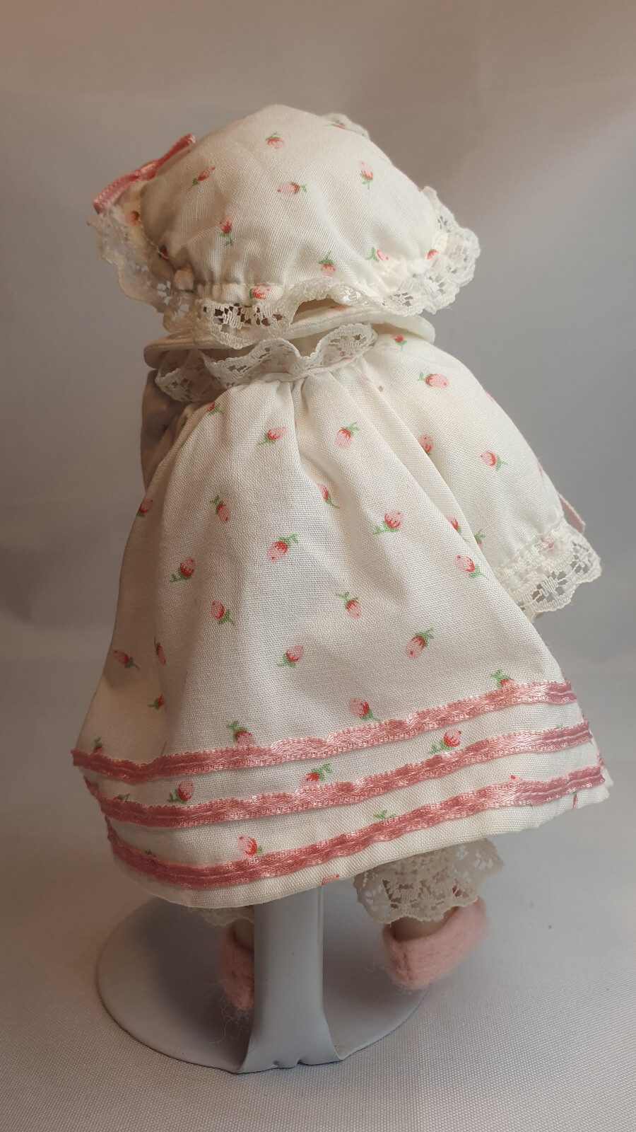 Porcelain Doll "Sarah" (919) 6"(16cm) by The Ashton-Drake Galleries