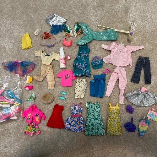 Vintage Barbie Doll And Friend accessories Purses, Shoes, Clothes, Hats, Brushes