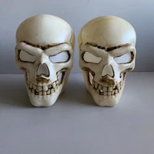 2 Light-up Skulls Halloween Glow Decor LED Tabletop Decoration LOT Skull