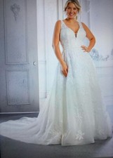 Brand New Wedding Gown size 20 still inside bag. Brand is Morilee. Paid $1565