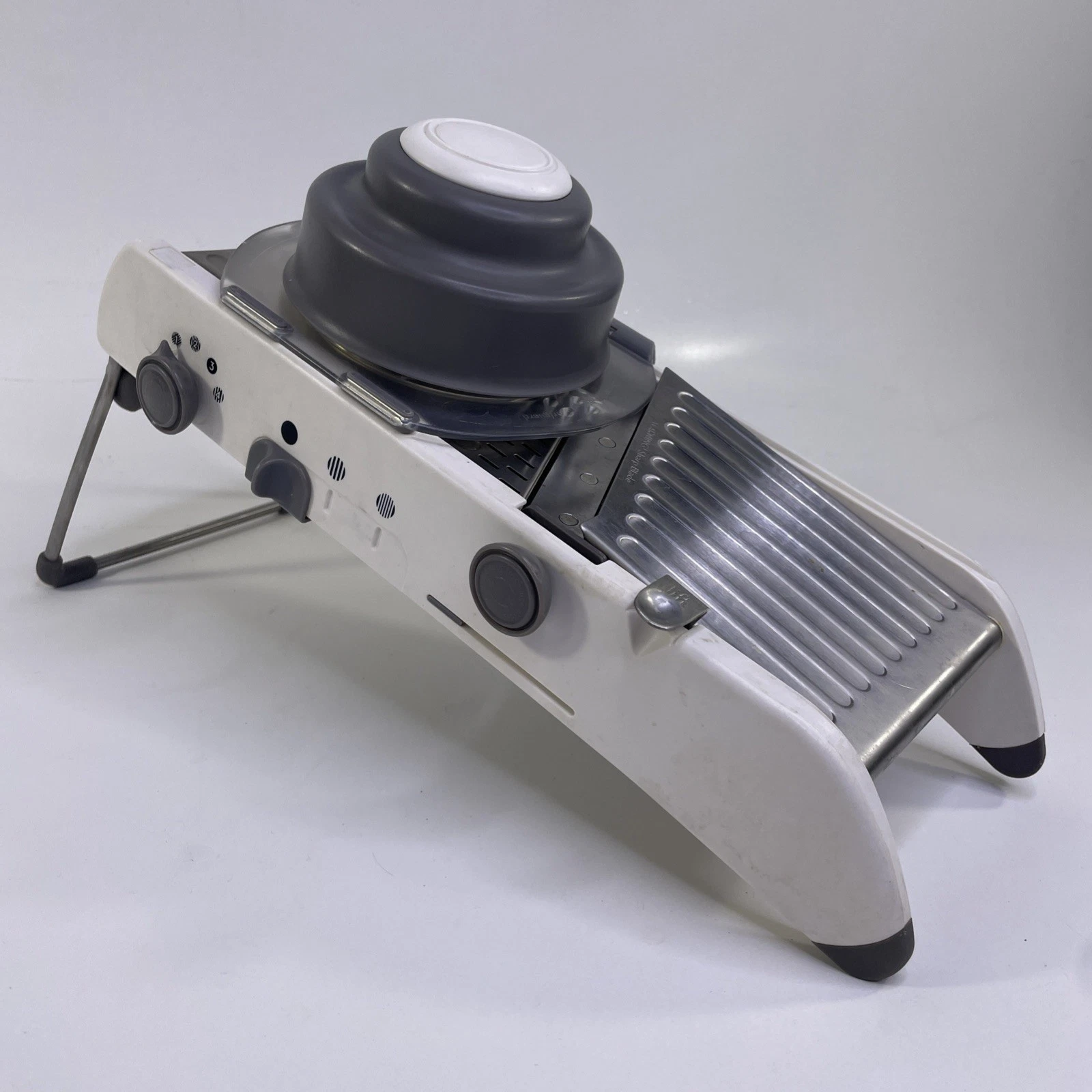 Professional PL8 Waffle Julienne Mandolin Slicer PL8-1000 Great Condition