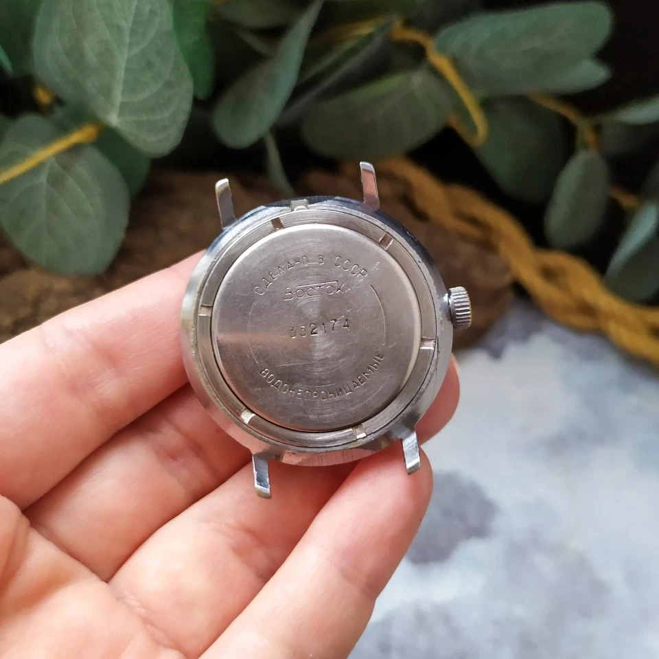 Watch Vostok USSR Vintage mechanical men's wrist watch Soviet watch - Image 2 of 4