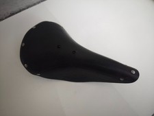 Partie De Selle Vélo Ancienne En Cuir – Décor Sphinx – Rare