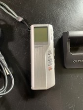 OLYMPUS DM-20-10 Voice Music Recorder With Microphone/Remote/Headphones