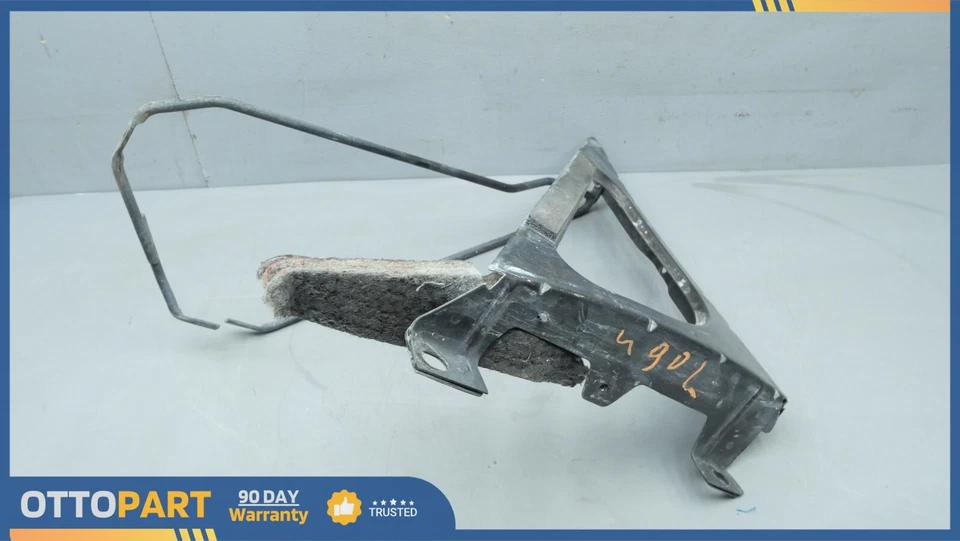 Juego de soporte de guardabarros superior izquierdo lado del conductor Pontiac Solstice 2006-2009 Foto 3 de 4