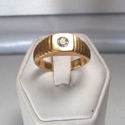 ECHTER 14K MASSIV GOLD DIAMANT SOLITÄR PYRAMIDE RING NACHLASS VERKAUF *SEHR SCHÖN*