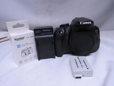 Canon EOS Rebel T4i / EOS 650D 18.0MP DSLR with 2 batteries and charger