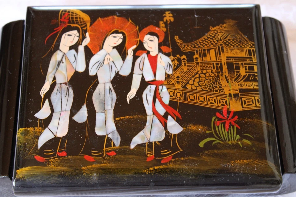 - Schmuckschachtel mit Perlmutt Intarsien - Bild 3 von 3