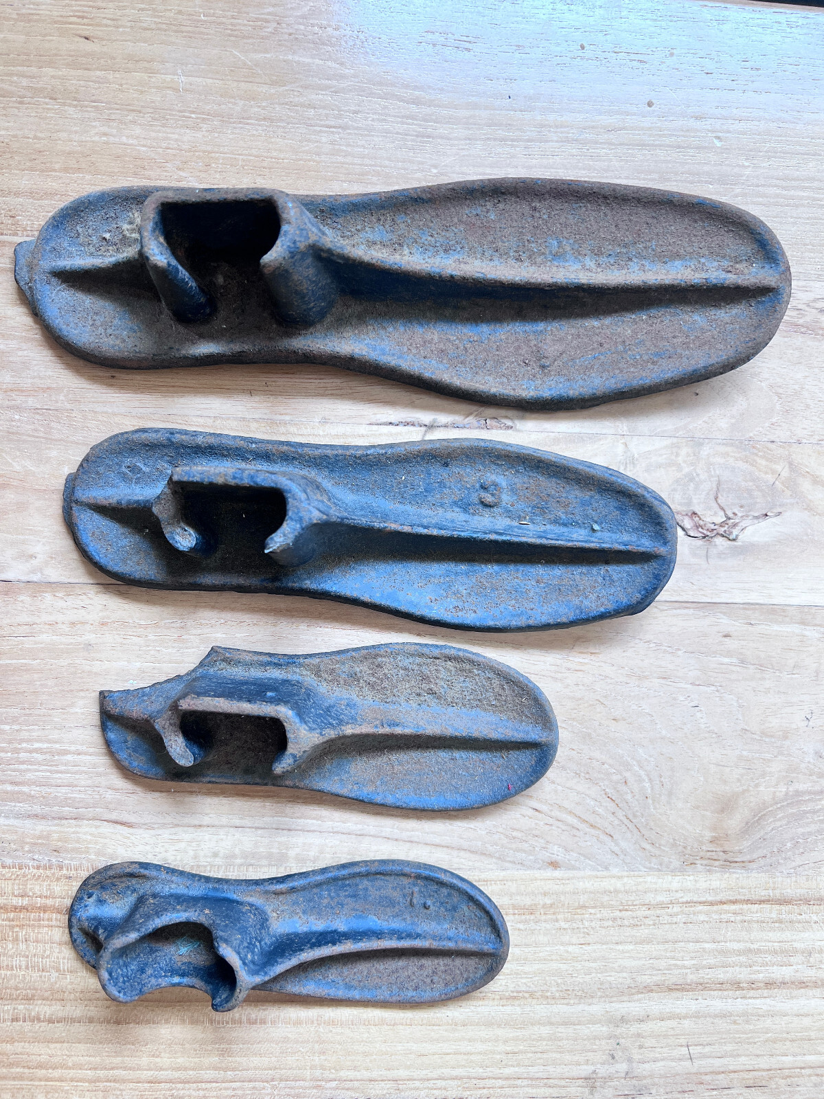 Vintage Shoe Boot Repair Kit, Orig Wood Box and Cast Iron Shoe Forms eBay