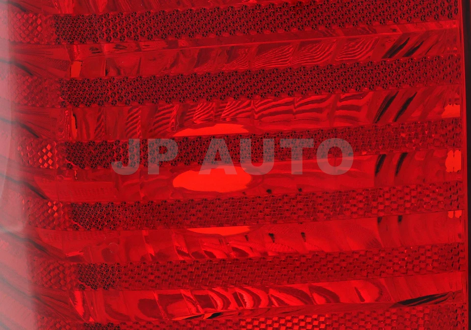 Luz trasera lado del conductor para Chrysler Aspen 2007-2009 Foto 3 de 4