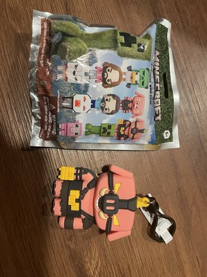 Minecraft The Movie Figured Bag Clip   Great Hog , Open Pack