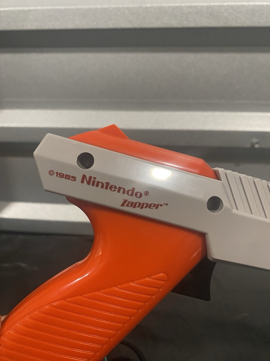 Nintendo NES Zapper Duck Hunt Light Gun Authentic | eBay