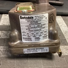 Barksdale Pressure Switch D2T-H18 SS LPW30U 