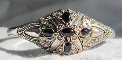 VTG Boho ATI Sterling Silver Black Onyx 7'' Cuff Bracelet Ornate Swirl & Beading