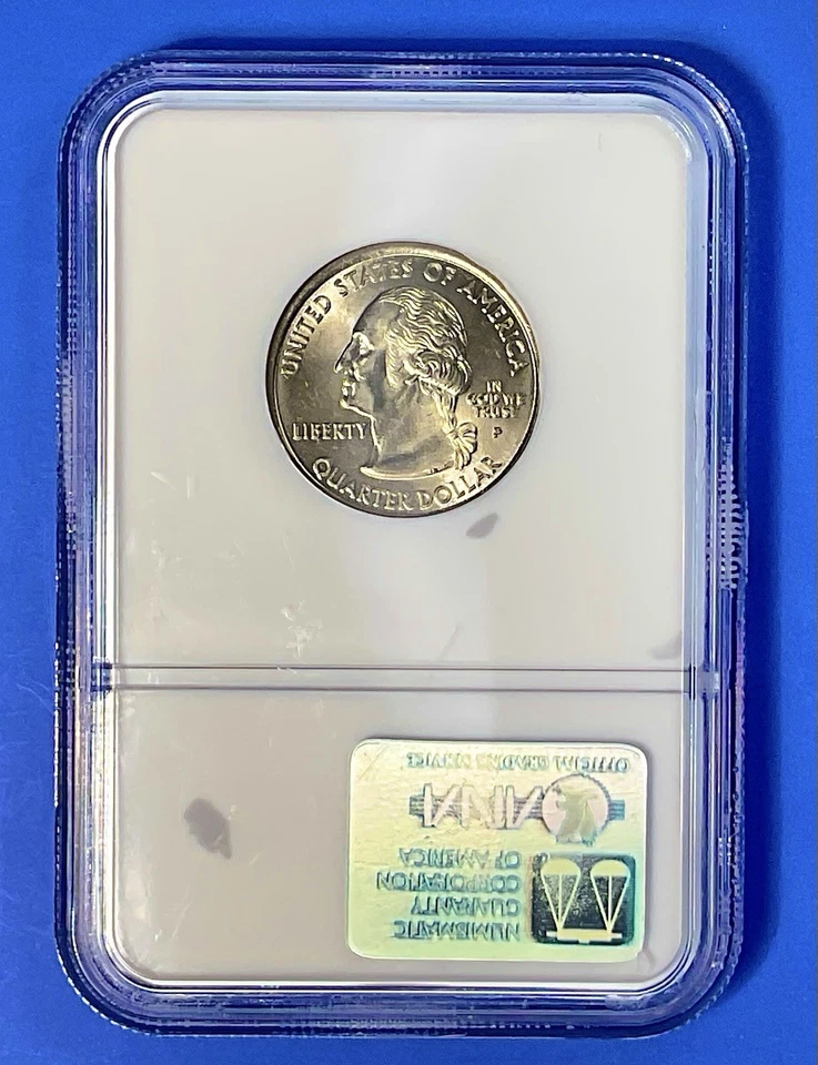 Error Coin ✦ Partial Collar-2000-P Massachusetts Quarter ✦ NGC MS65  - Image 2 of 4