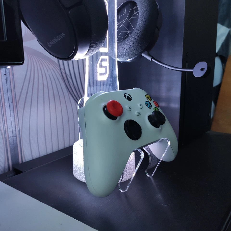 Personalized headphone controller stand gamer tag Led With RGB Gift for Gamer - Image 3 of 4