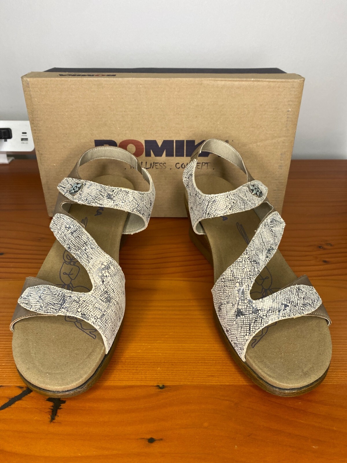 Romika Nevis 07 Leather Wedge Sandals in Brown Cream Size 42/11 with Cushioned Sole
