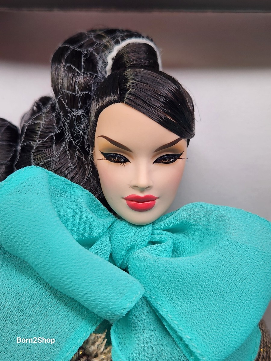 Integrity Toys Fashion Royalty Little Vintage Ensemble Véronique