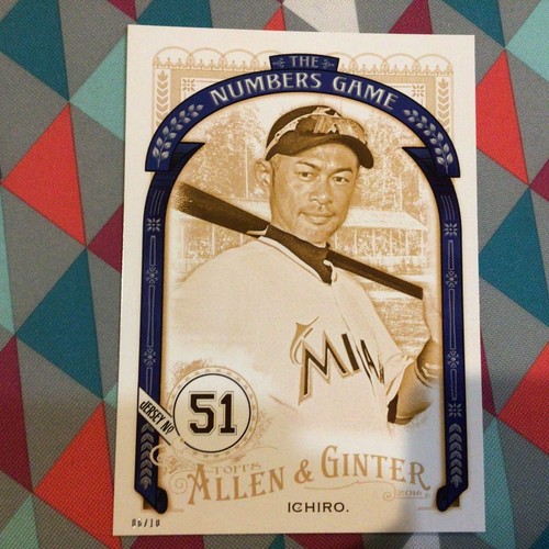 Ichiro Suzuki 67 Marlins 5X7 Gold 6/10 made 2016 Topps Allen Ginter Numbers Game - 第 1/2 張圖片