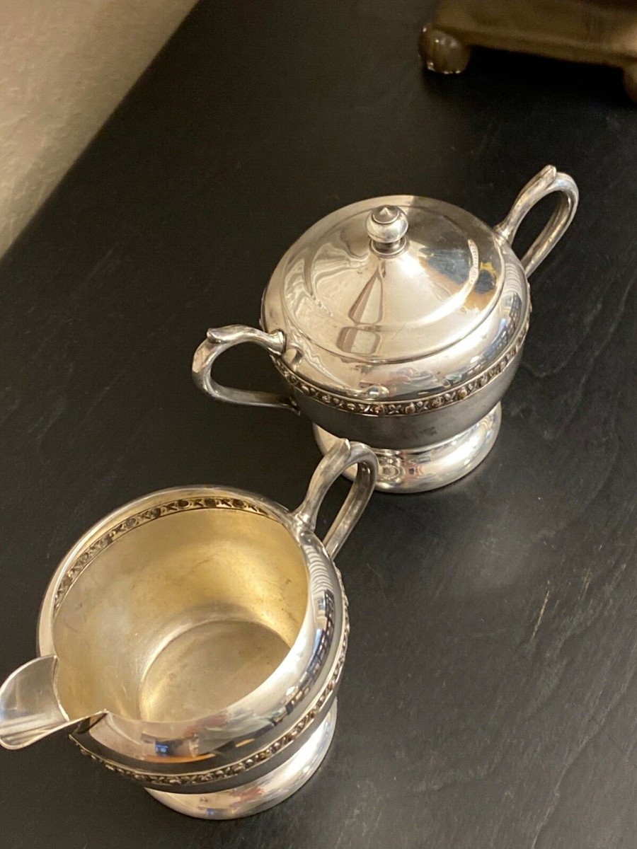 Vintage 1883 F.B. ROGERS SILVER CO. Silverplate Footed Sugar Vintage 1883 F.B. ROGERS SILVER CO. Silverplate Footed Sugar