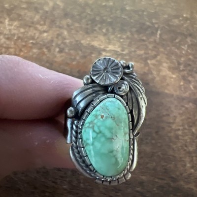 Vintage Native American Navajo Jewelry Turquoise Ring Size 8.5 VTG Nice Zuni V26