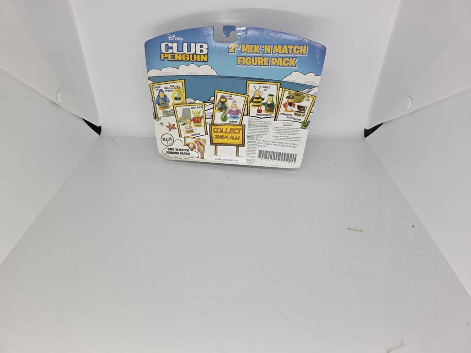 Club Penguin 2" Mix 'N Match Figura Pack SERIE 1 Space Alien/Spaceman Foto 2 de 2