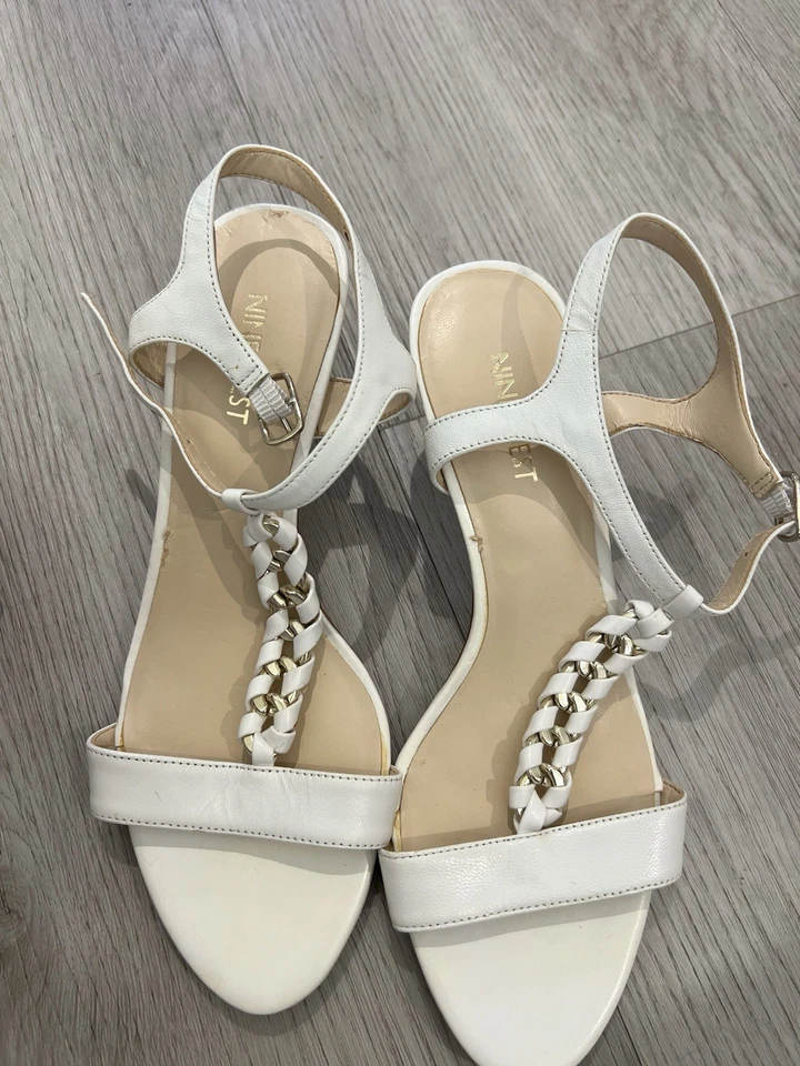 Bundle Of Women's Shoes Ann Taylor, Nine West, Clarks, Nina  - Image 4 of 4