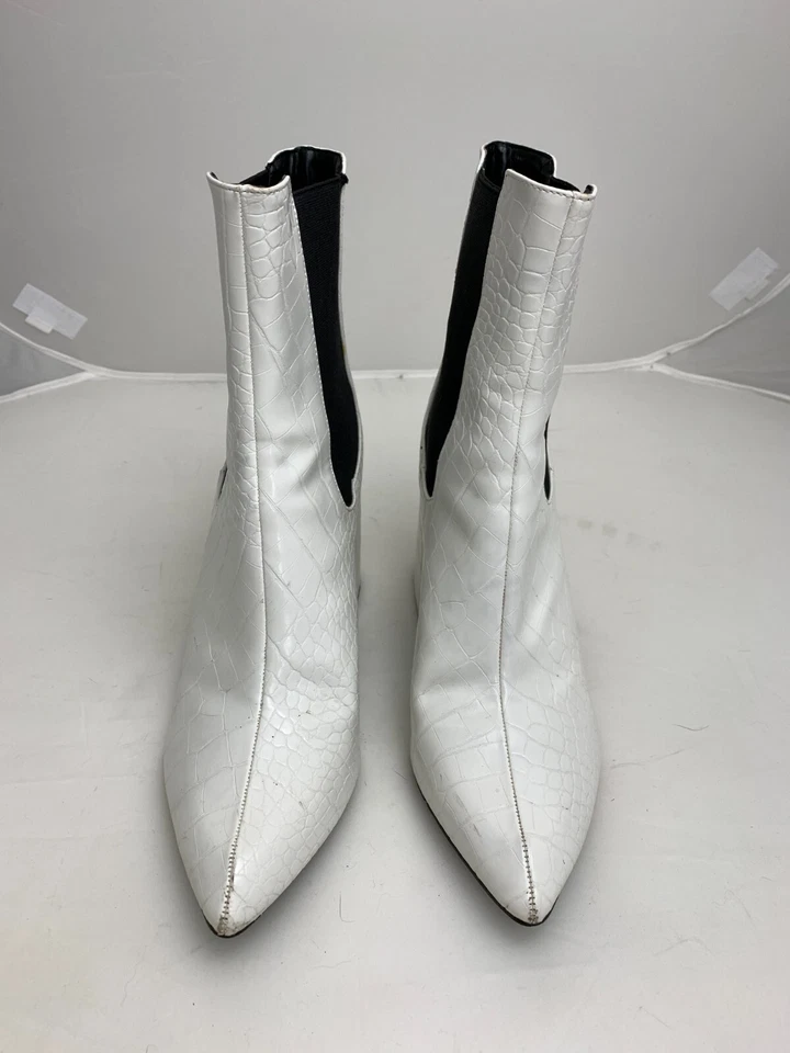 Botín para mujer BooHoo blanco estampado de cocodrilo con tacón FH1074319 talla 6/39/8 Foto 3 de 4