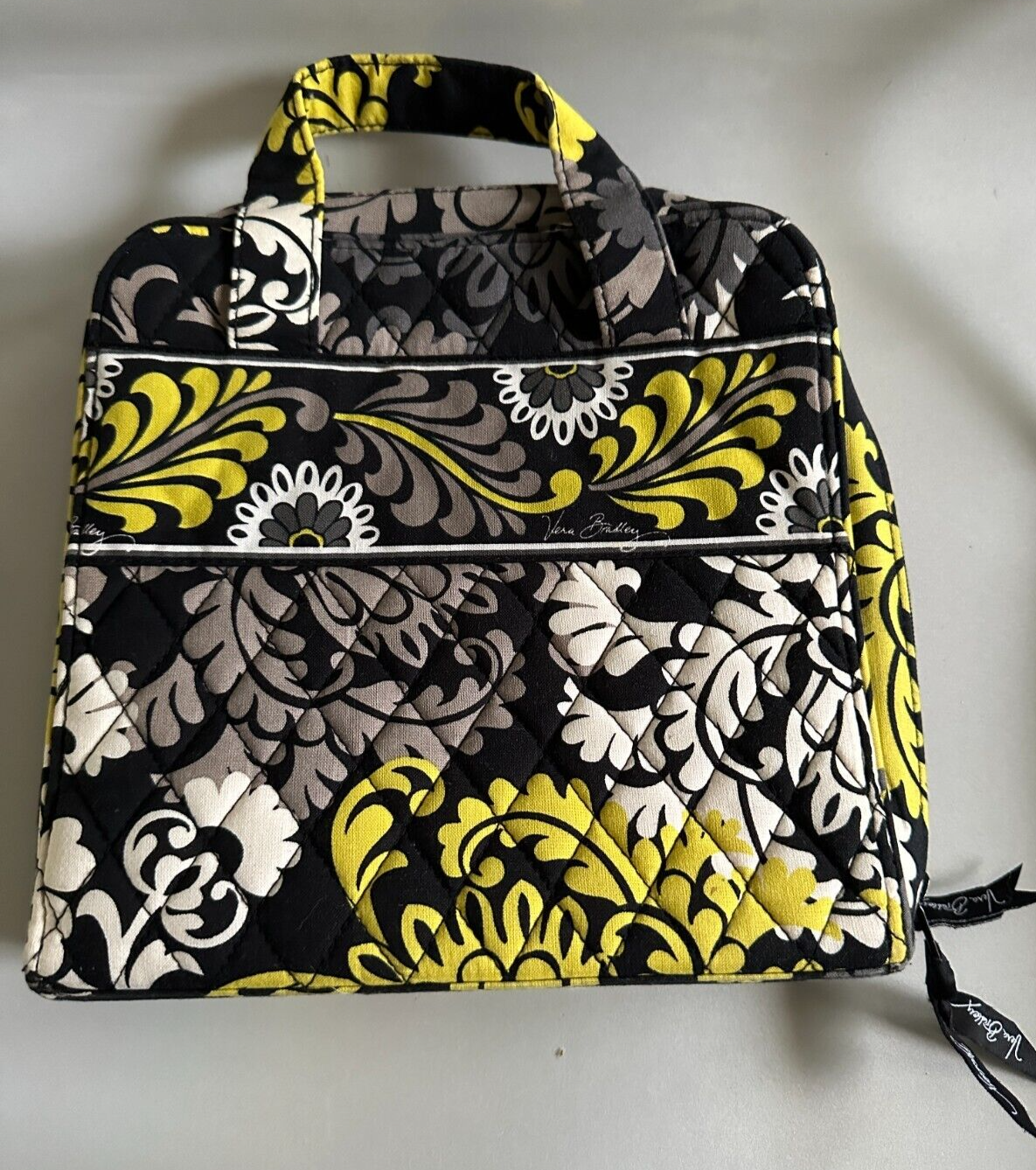 Vera Bradley Insulated Lunch Bag in Baroque Print with Inside Pockets