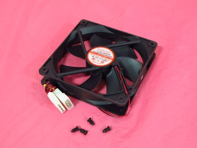 FANBOX12-NEW StarTech.com 120x25mm Dual Ball Bearing Computer Case Fan w/ LP4 Co