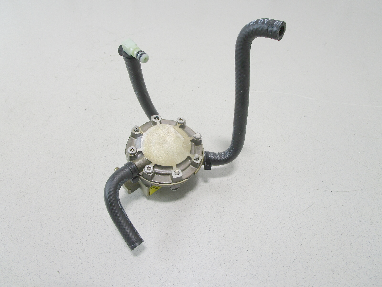 Oem* 0710p21 OMC Johnson EVINRUDE 5000372 Oil Lift Pump Assembly 