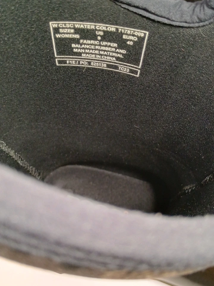 Botas altas Bogs clásicas acuarela para mujer camuflaje flores florales talla 9 impermeables Foto 4 de 4