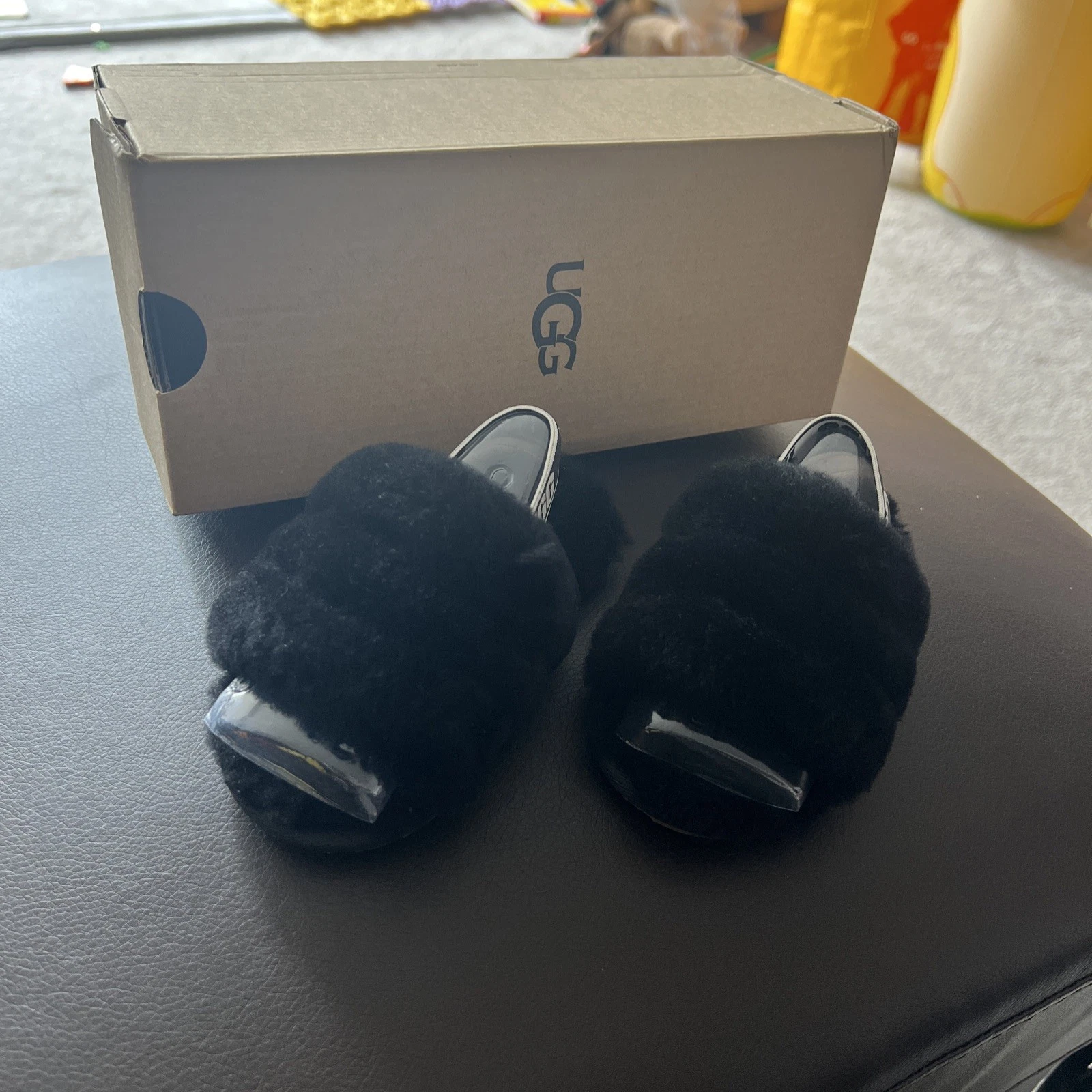 Scarpe sandali blu UGG Fluff Yeah bambino slides taglia 8 EU 25