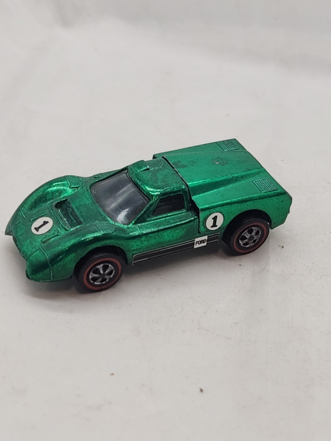 Picture 4 of 24