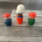 Vintage Fisher Price Indian Chief Little People Figures Kettle Hat Sideways Hat