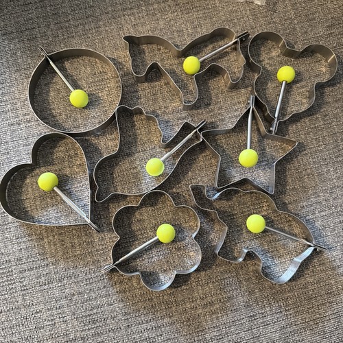Egg Ring Molds Lot Flower Shaped Pancake Rings w Handle Cookie Cutters 8