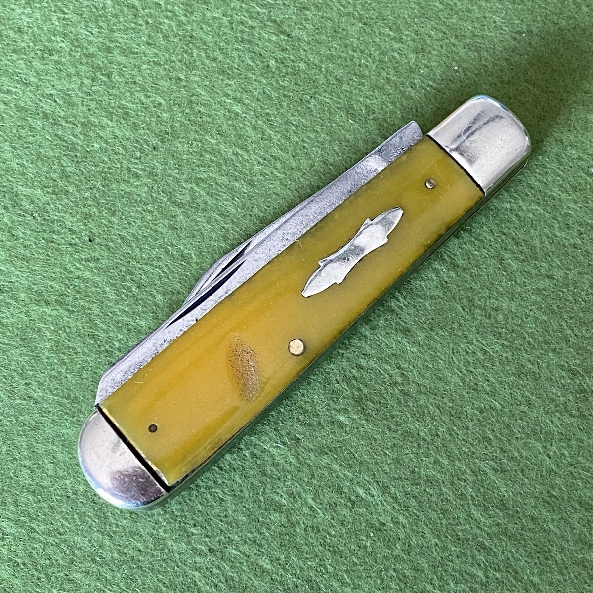 Remington Collectible Vintage Factory Manufactured Folding Knives