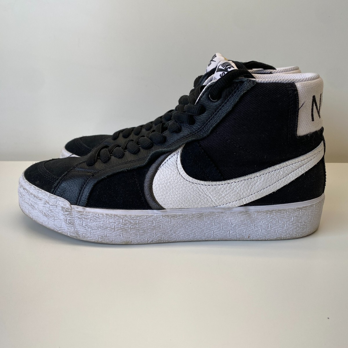 nike sb blazer all black white swoosh