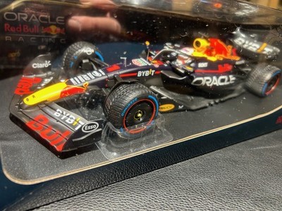 1/18 Minichamps - 2023 RED BULL-HONDA RB19 #1 MAX VERSTAPPEN