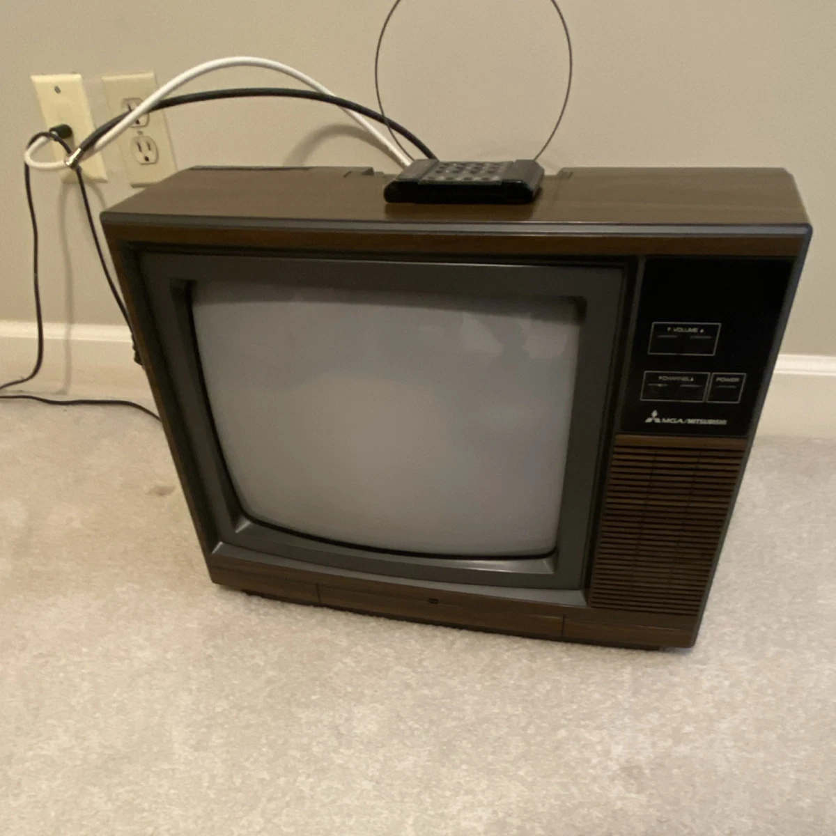 Mitsubishi Vintage Televisions for sale - eBay