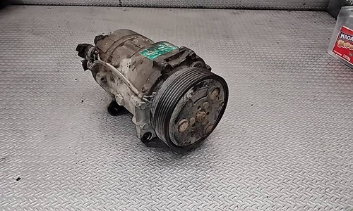 Volkswagen Golf IV 2003 Klimakompressor Pumpe Benzin 77kW DEV544622