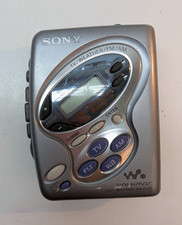 Sony Walkman WM-FX281 Cassette Player AM/FM Working Battery Operated 1.5V x 2