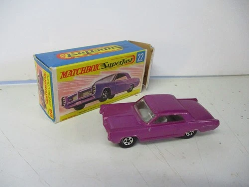 Matchbox Lesney Superfast SF22 Pontiac Gran Prix- LIGHT PURPLE, boxed, 1 chip